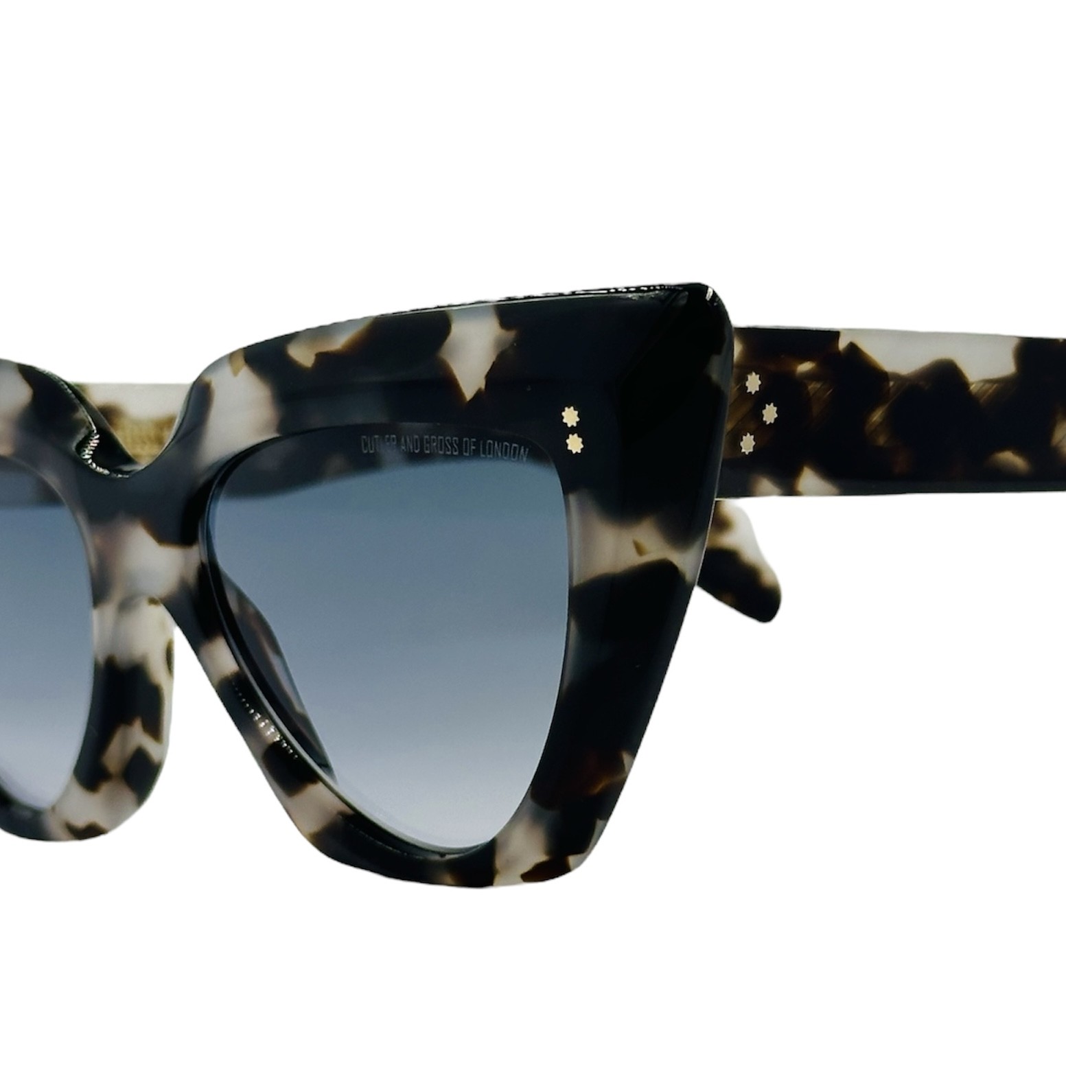 CUTLERANDGROSS1407023 gafas monturas cutler and gross 1407 mariposa acetato grande grueso marron beige azul degradado negro degradado gris optica hermo optica diagonal optica toscana optica gran via vytria