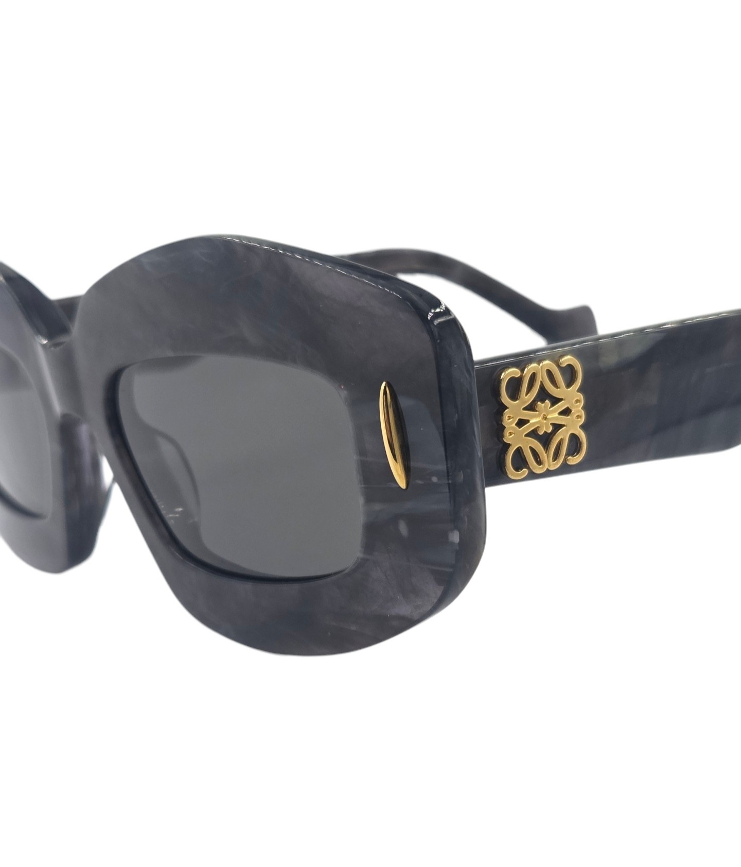 LOEWE LW40114I 03 oewe marmol gris grisaceo grueso translucido acetato optica hermo optica toscana optica gran via optica diagonal vytria tendencia dorado